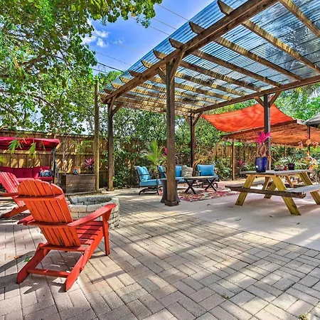 Villa Oasis With 2 Stand-Alone Casitas And Outdoor Bath